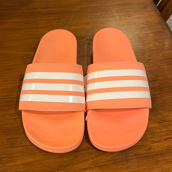 Adidas Adilette Comfort Slides Sandals Shoes Coral B43528 Women’s Size 8 - Picture 6 of 14
